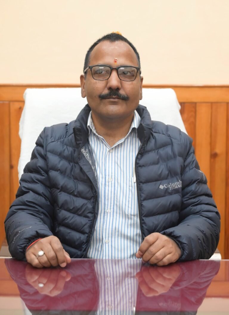 शीतलहर में राहत: जिला प्रशासन बांटेगा कंबल, सार्वजनिक स्थानों पर अलाव की व्यवस्था