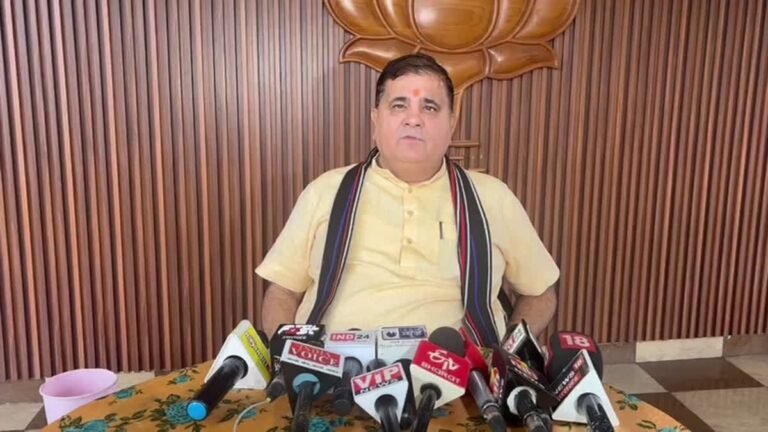 बिग ब्रेकिंग: भाजपा प्रदेशाध्यक्ष महेंद्र भट्ट को जान से मारने की धमकी, पुलिस को दी गई शिकायत