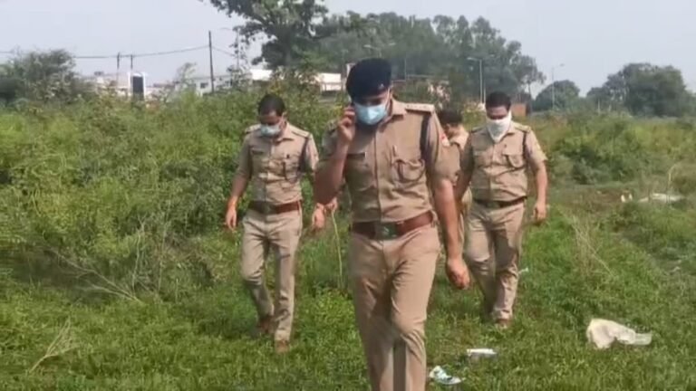 रुद्रपुर में चारदीवारी के अंदर मैदान में मिला सड़ा गला शव, जांच में जुटी पुलिस