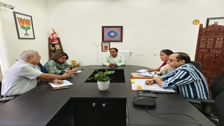 खुशखबरी: सरकारी विद्यालयों में सहायक अध्यापकों के 2100 रिक्त पदों पर जल्दी होगी भर्ती