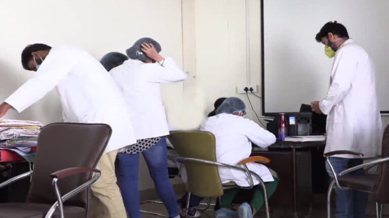 दून अस्पताल के पीजी हॉस्टल में पार्टी करने पर एक छात्र निष्कासित, बाकी पर लगा 5-5 हजार का जुर्माना