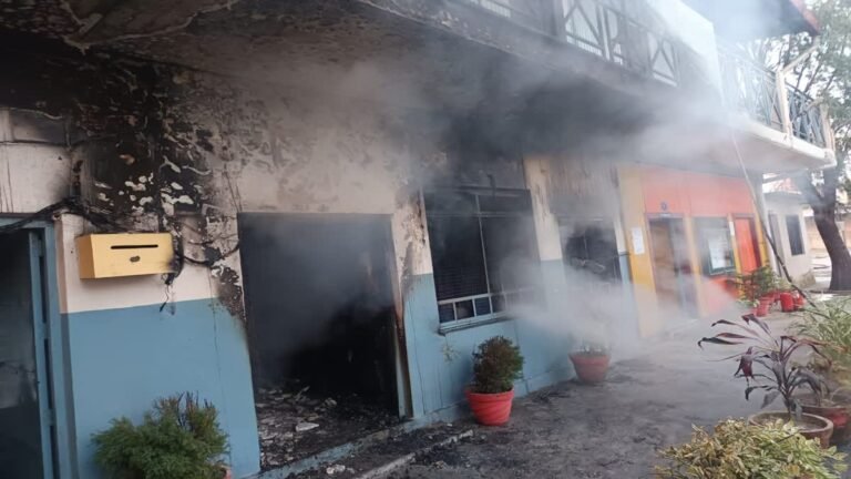 भानियावाला गुरु राम राय पब्लिक स्कूल के कमरों में लगी आग, बमुश्किल पाया काबू