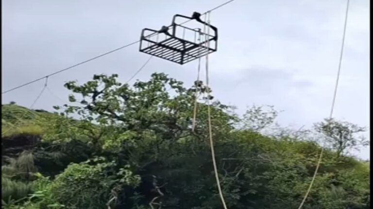 मुनस्यारी ब्लॉक के 6 गांव चार महीने से बिना रास्ते के परेशान, जान जोखिम में जाल कर रहे सफर