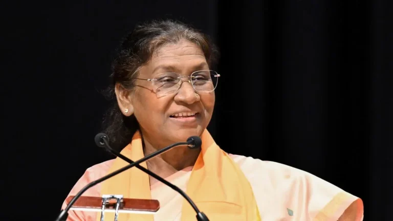 लाइव: उत्तराखंड विधानसभा का विशेष सत्र शुरू। राष्ट्रपति द्रौपदी मुर्मू ने संभाला अभिभाषण का मंच