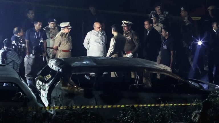 दिल्ली धमाके मामले में दो लोग हिरासत में, पुलिस की जांच तेज