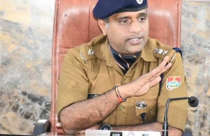 पुलिस की सख्त चेतावनी – सरकारी भूमि पर अवैध कब्जा कराने वाले भूमाफिया अब नहीं बचेंगे