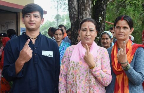 Uttarakhand Panchayat Election LIVE : मतदान का पहला चरण आज, 26 लाख मतदाता करेंगे मताधिकार का इस्तेमाल
