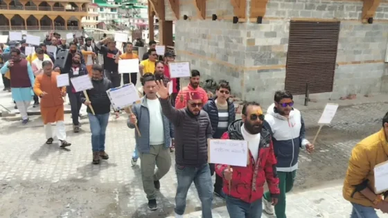 Big breaking :-बदरीनाथ धाम में सुग्रीव शिला को तोड़ने की कोशिश, स्थानीय निवासियों में आक्रोश; किया प्रदर्शन