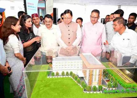 देहरादून में ₹58.32 करोड़ लागत के ग्राम्य विकास भवन का शिलान्यास, सीएम धामी ने पौधारोपण किया