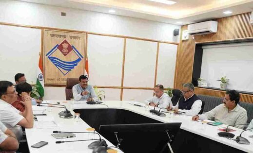 गंगा संरक्षण कार्यों को समयबद्ध पूरा करें: मुख्य सचिव आनंद बर्द्धन