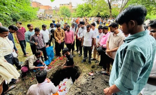 कफन में नहीं मिले बाल, पुलिस के खुलासे पर सवाल