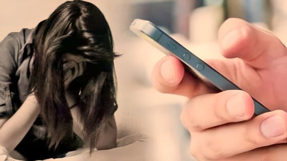 युवती से अश्लील बातें एवं विरोध पर जान से मारने की धमकी के आरोप में युवक के विरुद्ध प्राथमिकी दर्ज