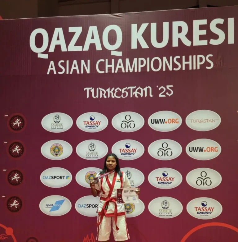 लालकुआं : पिता के संघर्ष और बेटी की मेहनत ने पहुंचाया बुलंदी पर