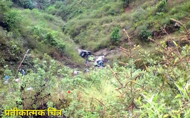 बिग ब्रेकिंग : तीन युवकों की मौत, दो गंभीर घायल: टिहरी में गहरी खाई में गिरी स्कॉर्पियो