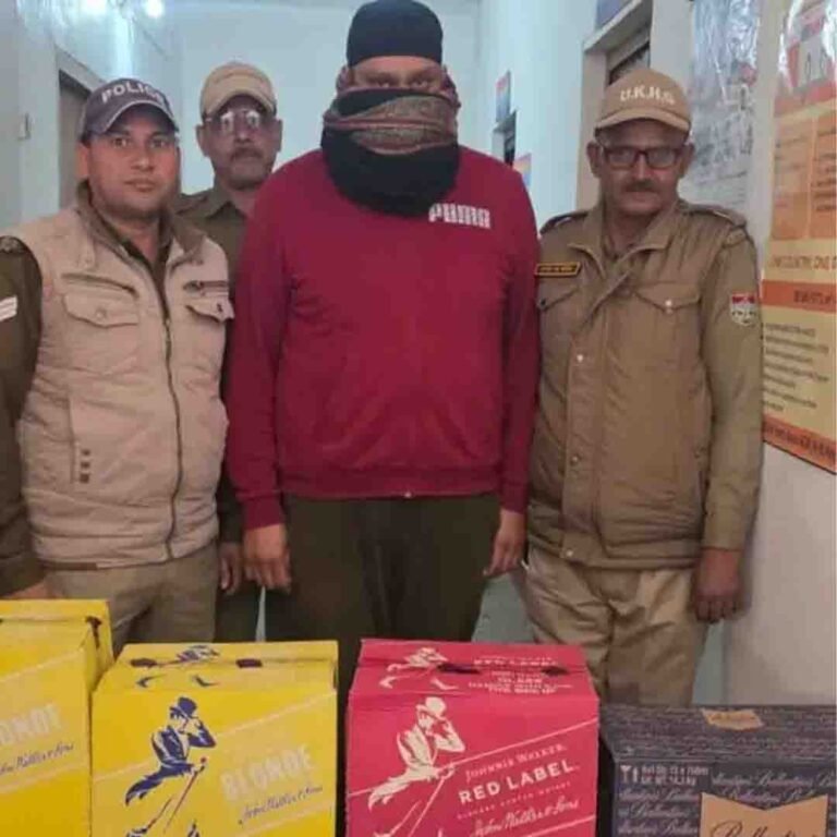 कुमाऊं: XUV700 में अवैध अंग्रेजी शराब ले जा रहा तस्कर गिरफ्तार