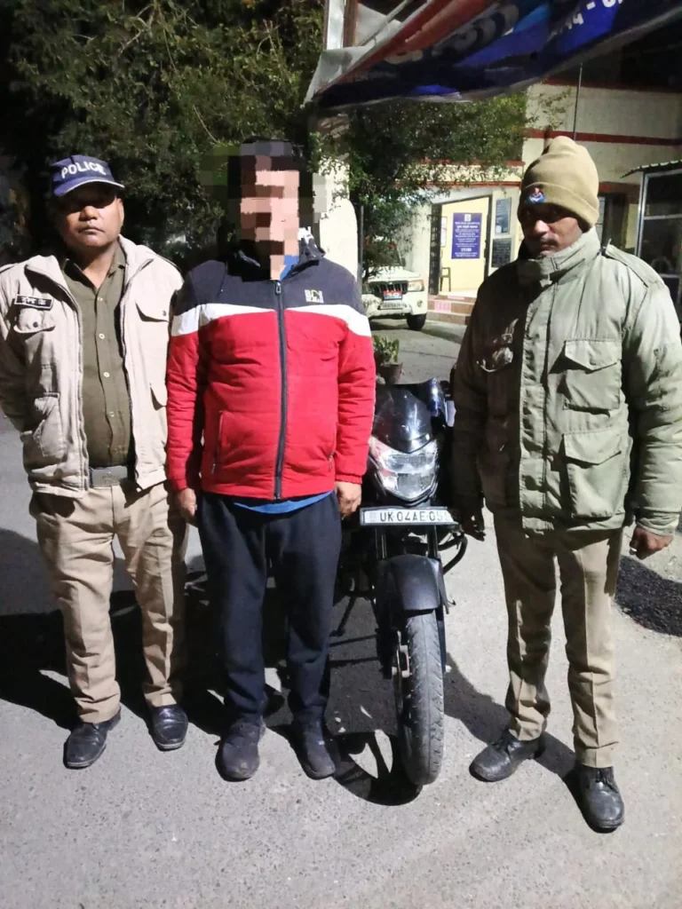 शराब पीकर वाहन चलाने वाले 03 लोगों को नैनीताल पुलिस ने किया गिरफ्तार