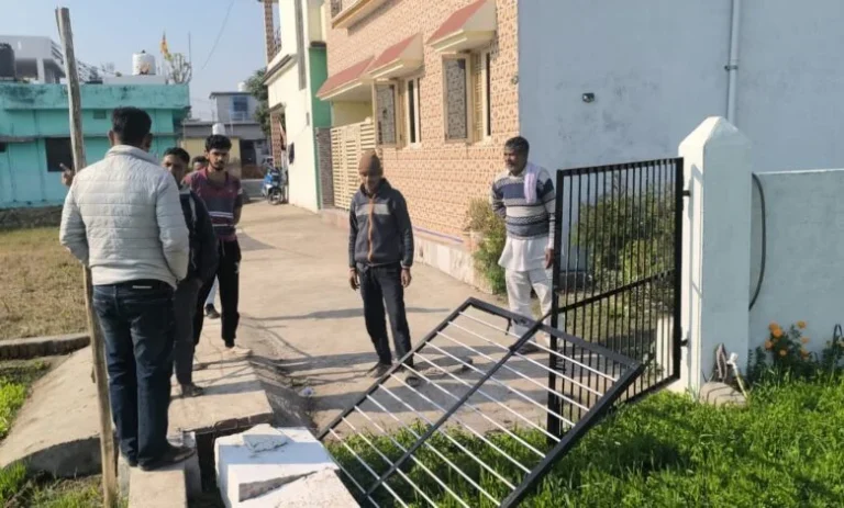 हल्दूचौड में हाथी ने मचाया तांडव “घर की दीवार तोड़ी और फसलों को किया नष्ट” किसानों ने लगाई हाथियों से निजात दिलाने की गुहार।