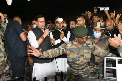 धामी सरकार का बड़ा फैसला! पूर्व सैनिकों को प्राथमिकता से मिलेगा शस्त्र लाइसेंस?