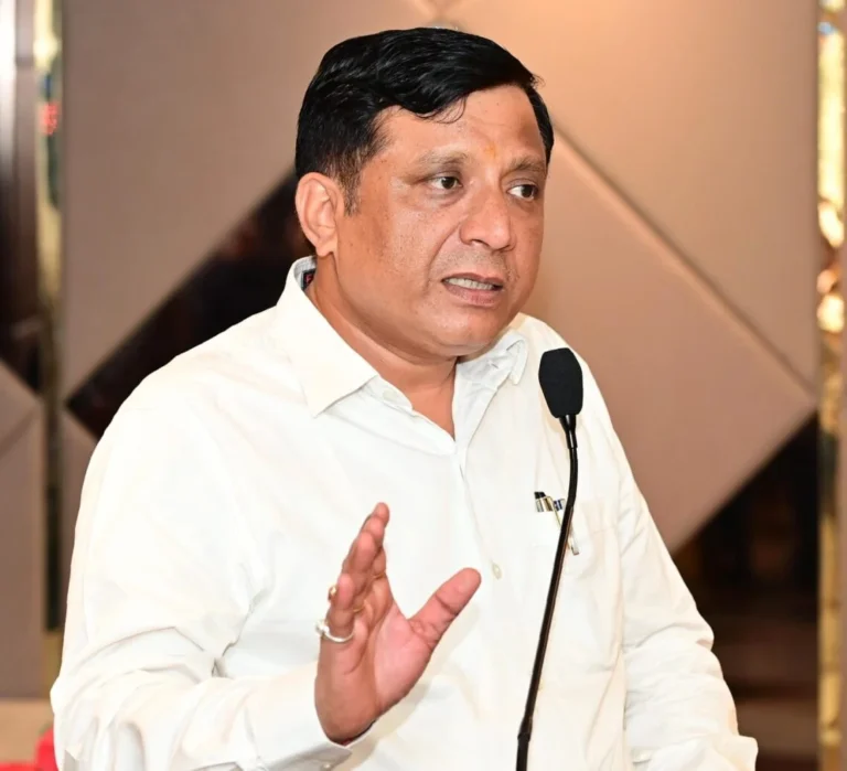 बड़ी खबर : प्रदेश में जल्द लागू होगी सोशल मीडिया नियमावली, सूचना महानिदेशक बंशीधर तिवारी ने किया एलान