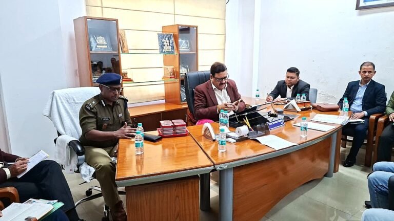 चारधाम यात्रा 2026 की तैयारियाँ तेजः गढ़वाल आयुक्त ने स्टेकहोल्डर्स संग की अहम बैठक