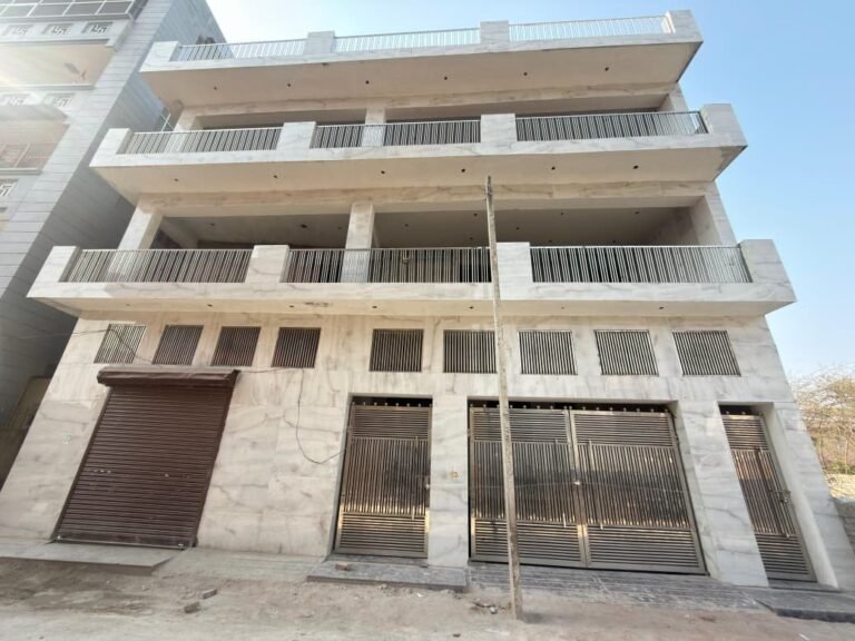 MDDA की बड़ी कार्रवाई: नियम तोड़ने पर ऋषिकेश का मल्टीस्टोरी बिल्डिंग सील