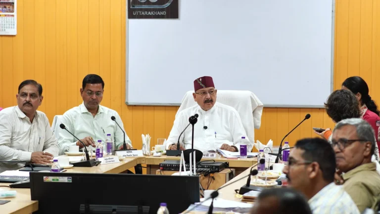 वन भूमि के कारण रुकी सड़क परियोजनाओं को मिलेगी रफ्तार, सतपाल महाराज ने तय की समयसीमा