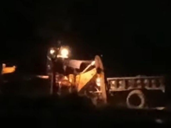 मुक्तेश्वर में रात के अंधेरे में अवैध खनन, ग्रामीणों ने की जांच और कार्रवाई की मांग