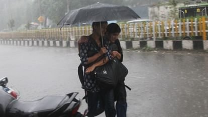 उत्तराखंड : 2 सितंबर तक भारी बारिश का यलो अलर्ट, बाढ़ के खतरे का पूर्वानुमान, जिलाधिकारियों को भेजा पत्र