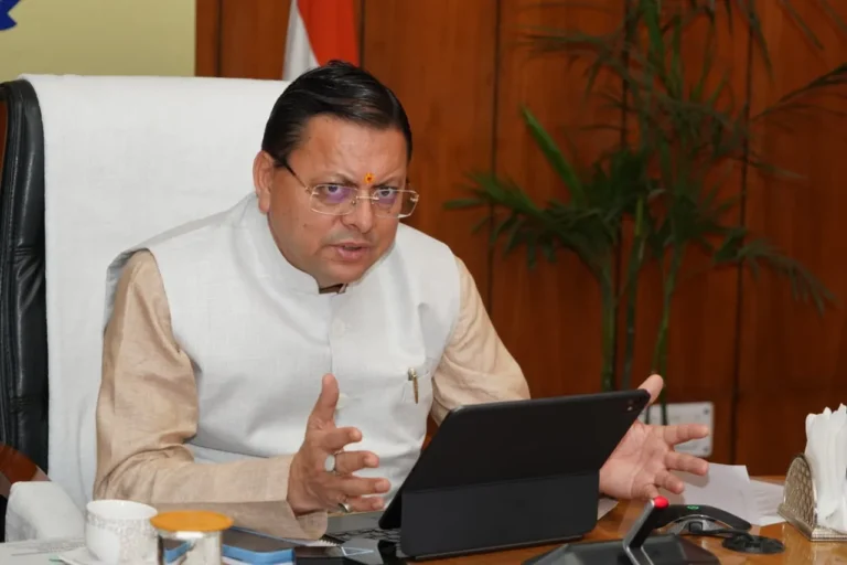 उत्तराखंड कैबिनेट के 12 बड़े फैसले: प्रदेश पूर्ण साक्षर घोषित, उपनल कर्मियों को समान वेतन में राहत