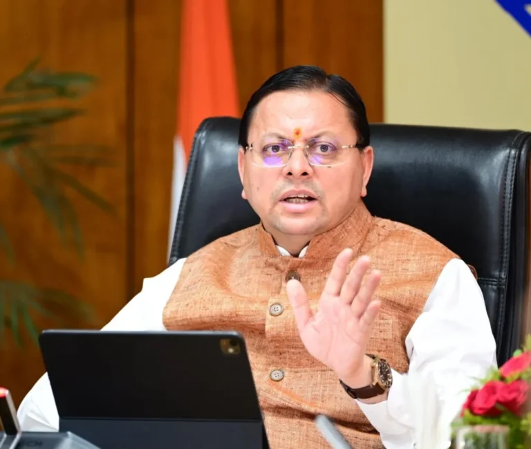 मुख्यमंत्री ने विकास योजनाओं एवं निर्माण कार्यों के लिए स्वीकृत किए 105 करोड़ रुपए