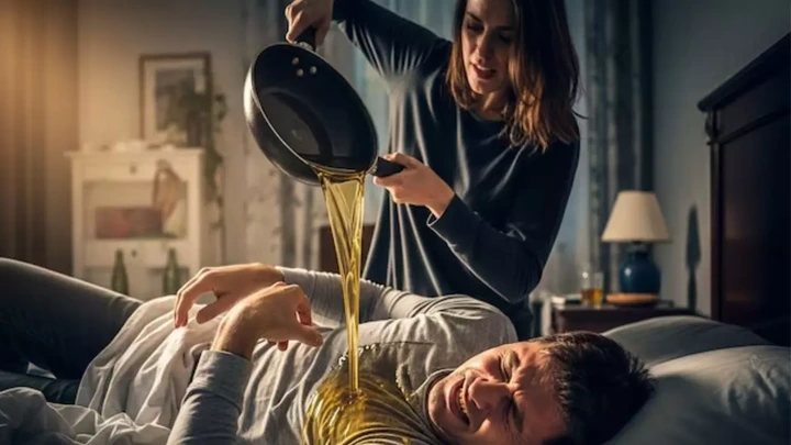 Husband Burned With Hot Oil: करवाचौथ से पहले ही पत्नी ने अपने पति को रूह कंपा देने वाली हरकत की।