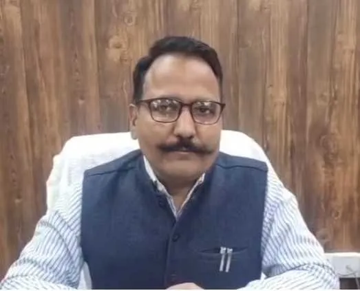हल्द्वानी में अतिक्रमणकारियों पर बड़ा एक्शन, फुटपाथों से हटेंगे कब्जे और अवैध पार्किंग पर होगी सख्त कार्रवाई