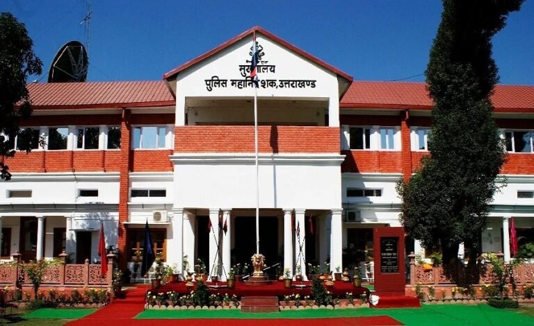 देहरादून में चला ‘ऑपरेशन क्रैकडाउन’: 24 घंटे में 2,186 बाहरी लोगों का वेरिफिकेशन, संदिग्धों की तलाश तेज