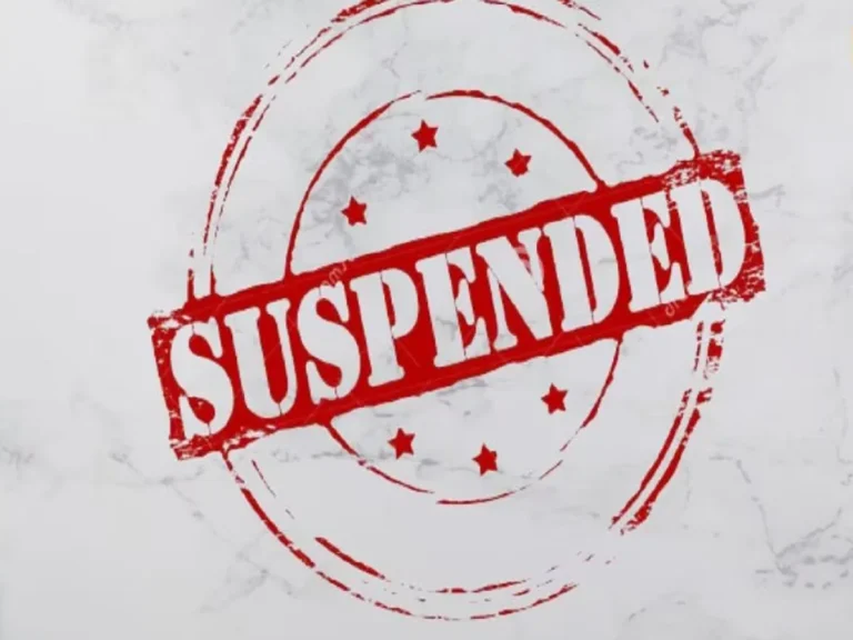 औचक निरीक्षण में कार्रवाई: गैरहाजिर प्रधानाध्यापक निलंबित, सहायक अध्यापक सेवानिवृत्त